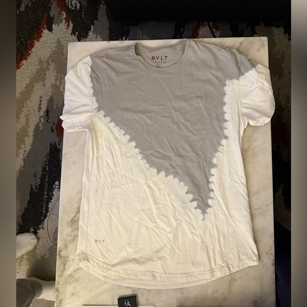 Men's White and Gray Shirt